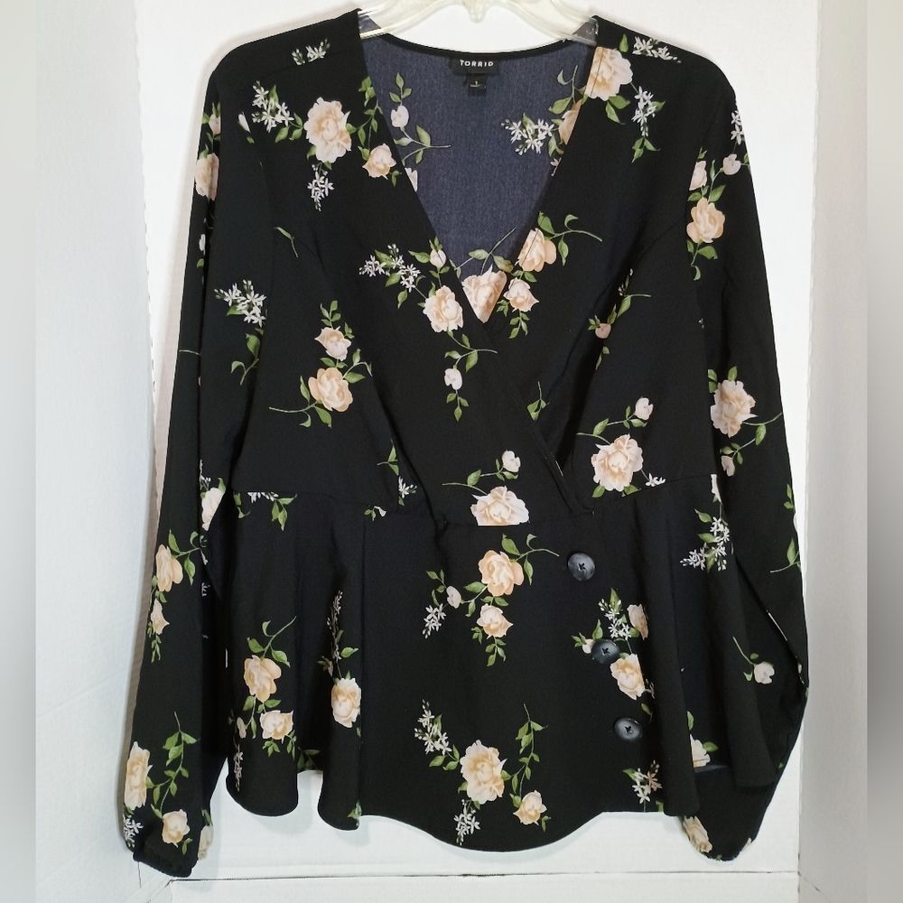 Torrid Women's Blouse Size 1X